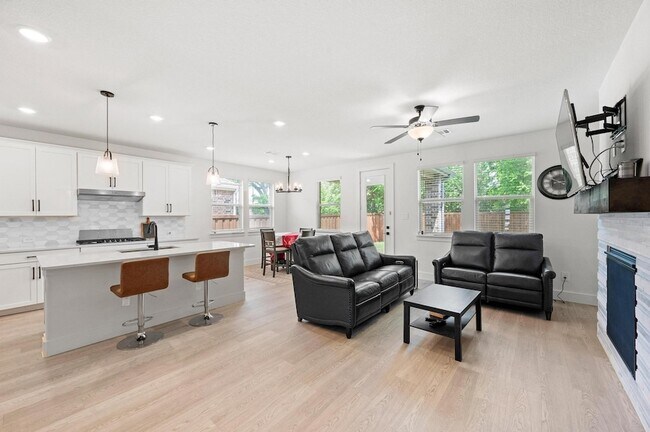 Foto del edificio - 2848 Acadia Dr