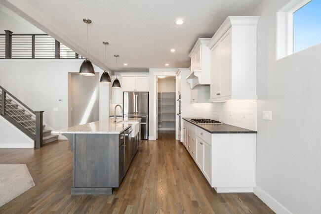 Building Photo - Dry Creek Ranch Rental