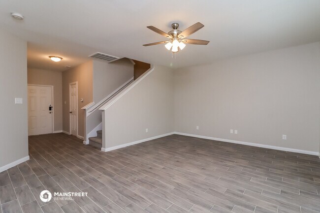 Building Photo - 126 Houston Pl