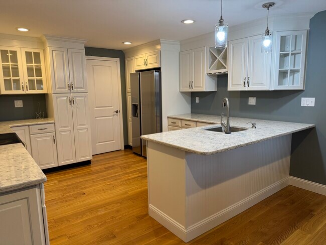 Unidad de cocina del lado derecho - 2 Champion Hill Rd