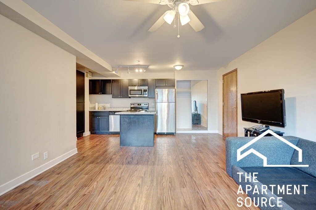 Photo - 4180 N Marine Dr (Chicago, IL)