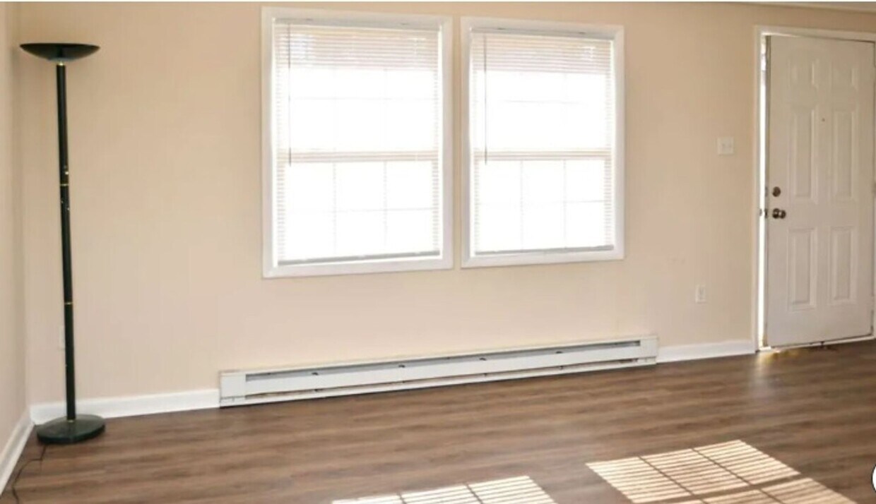 Foto del edificio - 147 Dana Dr., Unit B, Rustburg, VA 24588