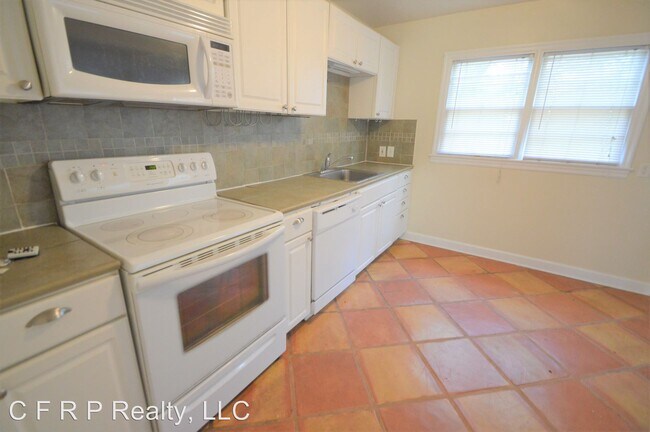 Building Photo - 2 br, 1 bath House - 3211 Anderson Pl