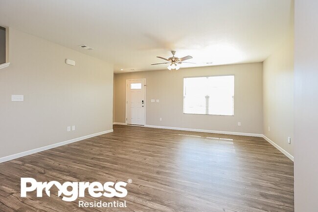 Building Photo - 950 Blue Ash Way