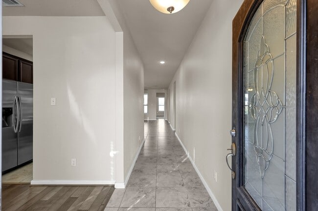 Building Photo - 18239 Alora Springs Trace