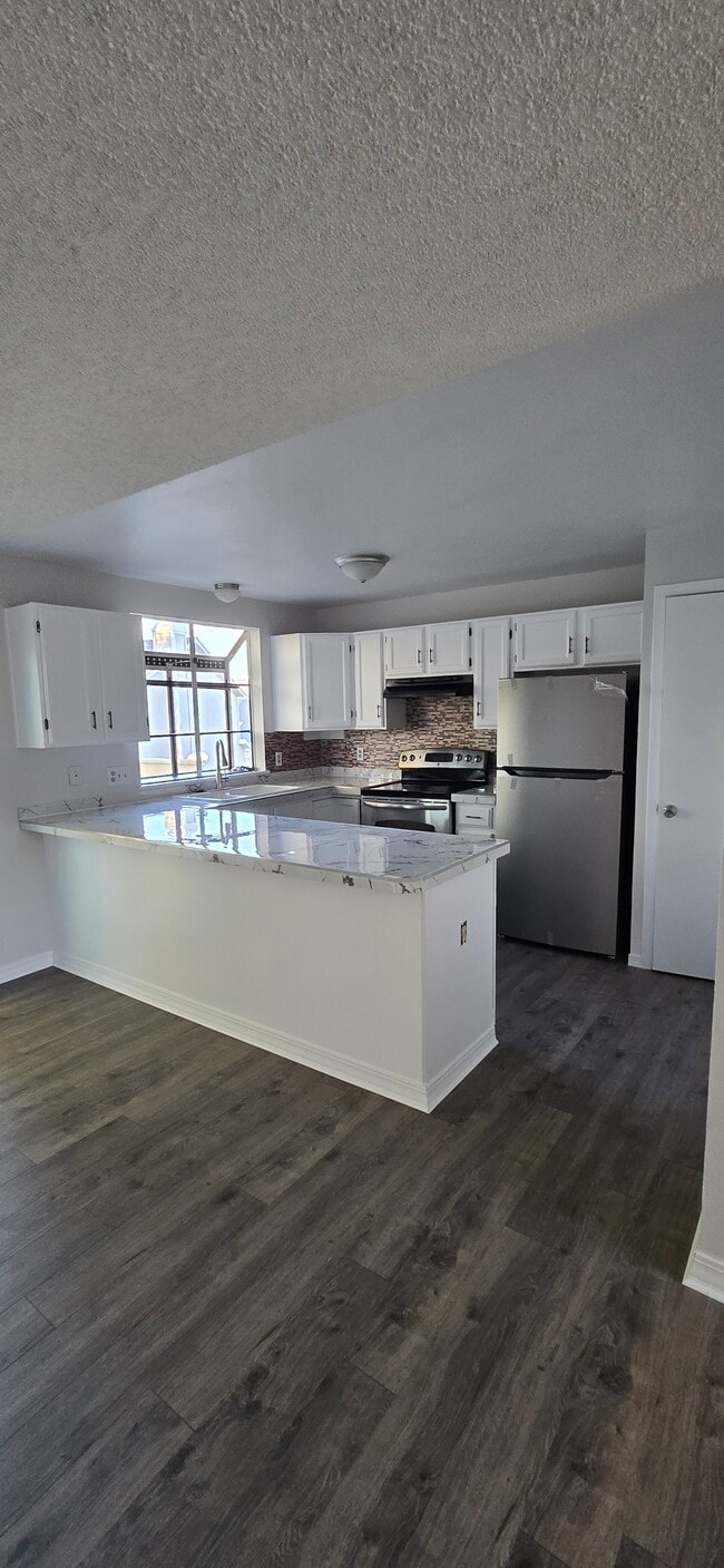 Building Photo - 17163 E Tufts Ave