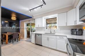 Foto del edificio - 143 SW Grove Ave