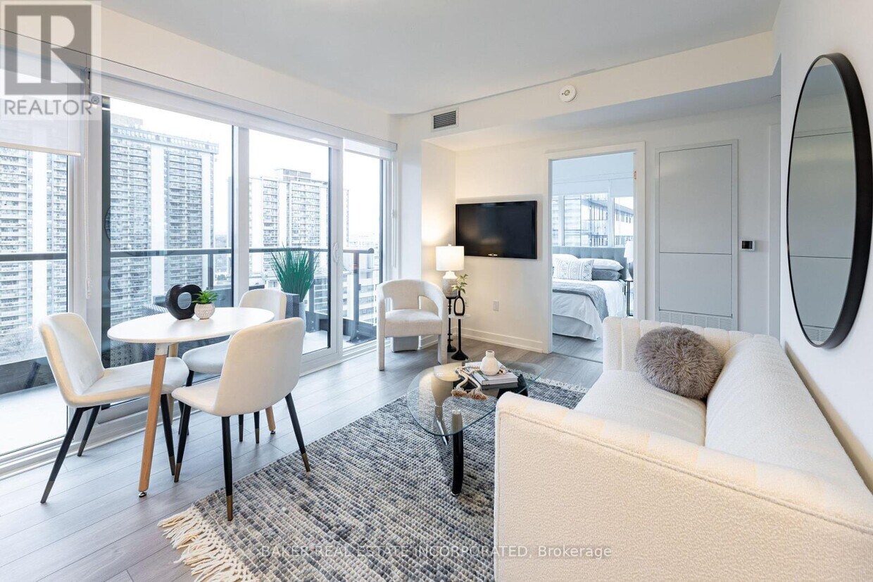 Photo principale - 223-2223 Redpath Ave
