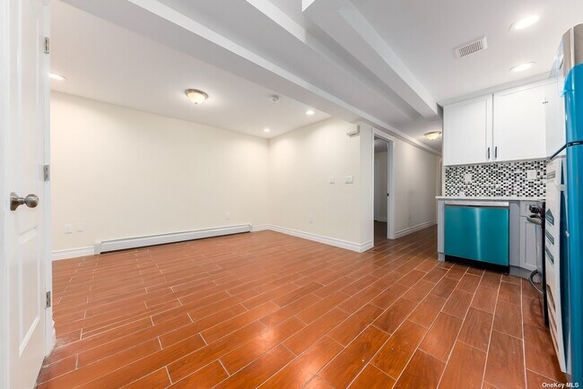 Foto del edificio - 1015 Home St
