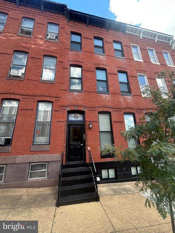 Building Photo - 1815 Park Ave