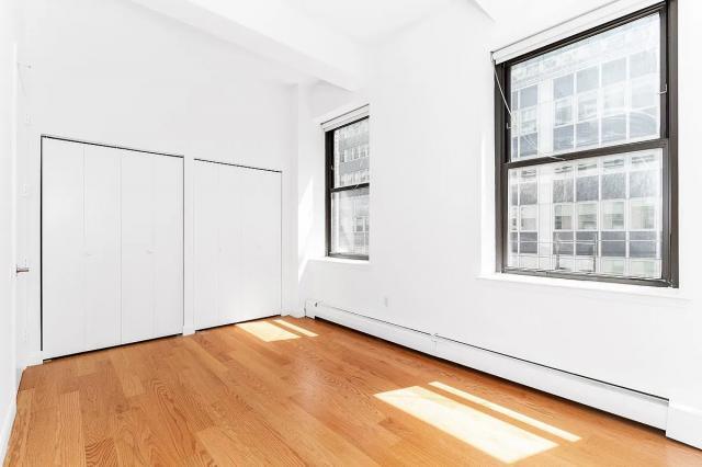 Building Photo - 3 bedroom in New York NY 10007