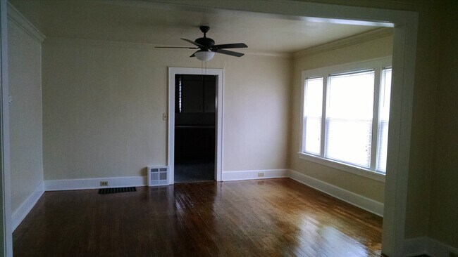 Foto del edificio - 1939 Terrace St