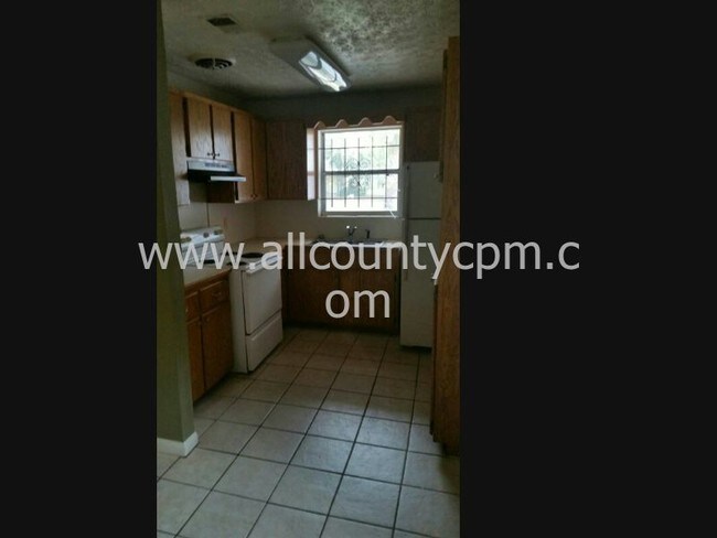Foto del edificio - 9202 Devonshire Blvd