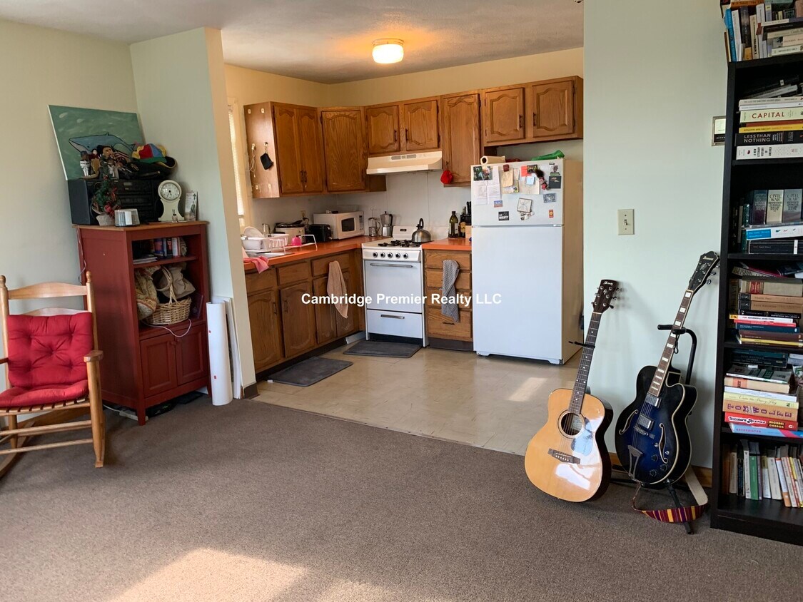 Foto principal - 569 Somerville Ave
