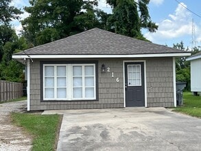 Building Photo - 216 Brundrette St
