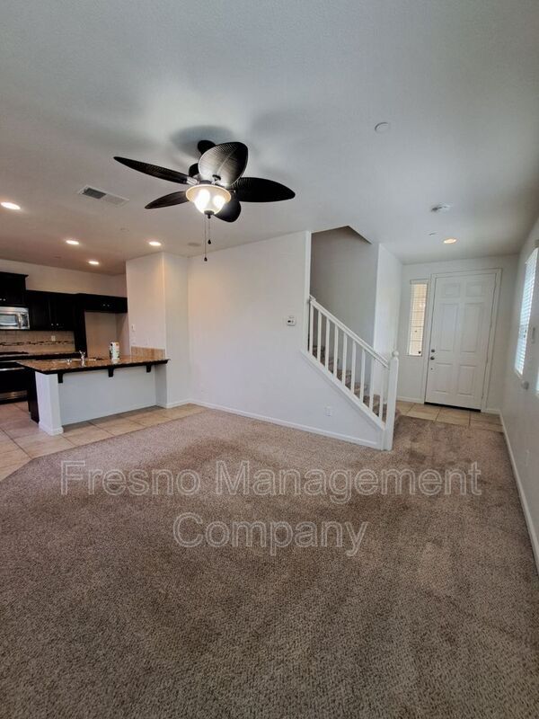 Building Photo - 1444 N. Mosaic Way