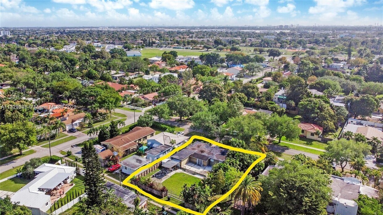 Foto principal - 516 Lavilla Dr
