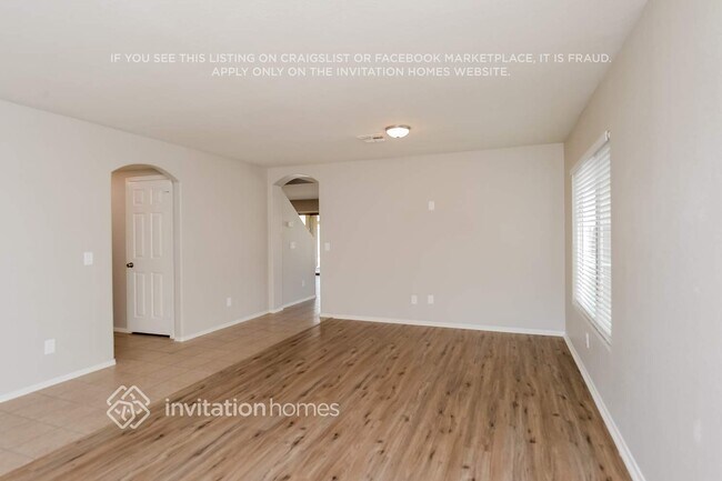 Building Photo - 676 E Maddison St