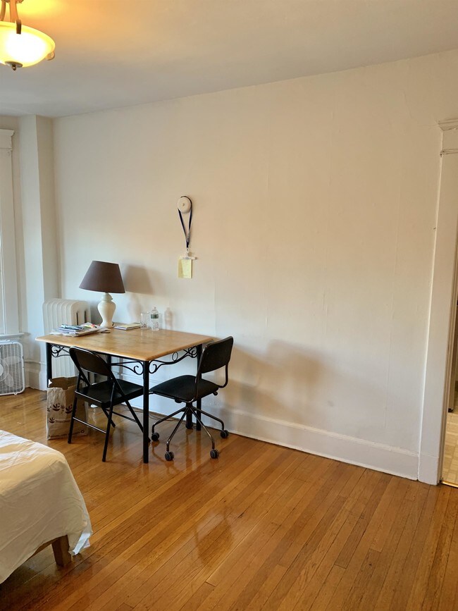 Foto del edificio - 1214 Chapel St