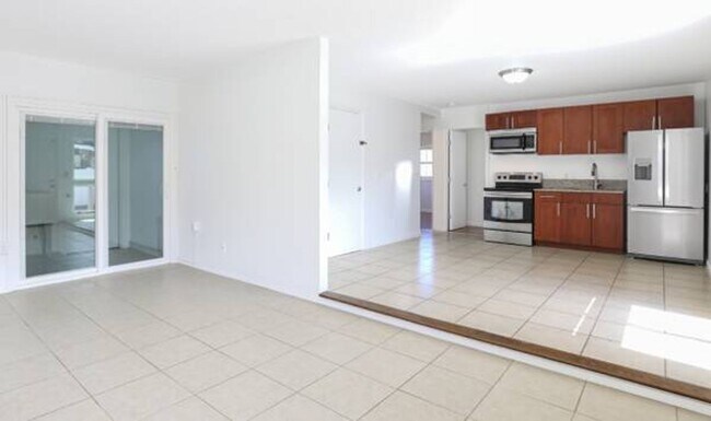 Foto del edificio - $2,700 / 3br - 900ft2 - Beautifully Maintained 3BR/2BA/2PKG Duplex in Mililani (Mililani)