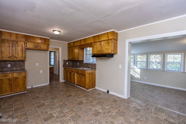 Building Photo - 3 br, 1.5 bath House - 348 Pleasant Grove Rd