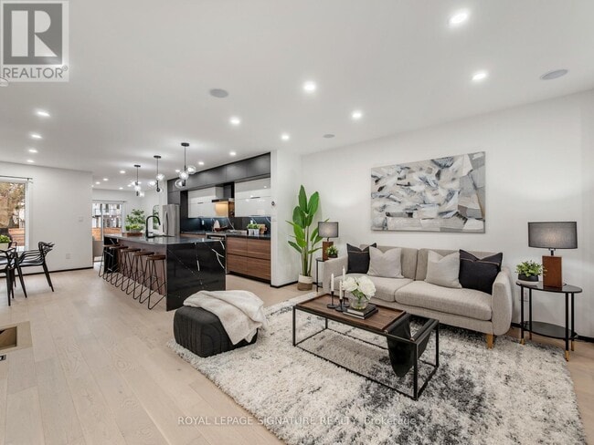 Building Photo - 186 Oak Park Ave