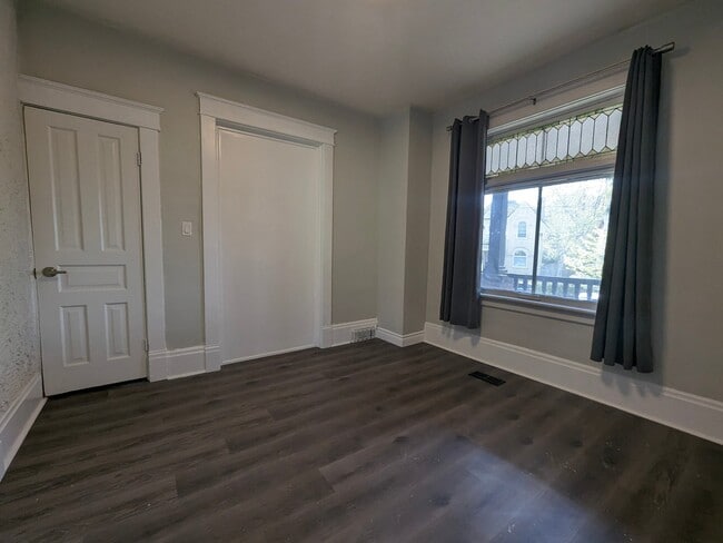 Building Photo - Historic Charm. Urban Convenience. Welcome to 84 Ahrens.