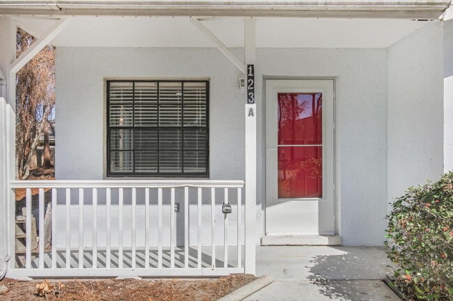 Foto del edificio - "Chic & Cozy 2-Bed Retreat with Granite Touches in Palm Coast!"