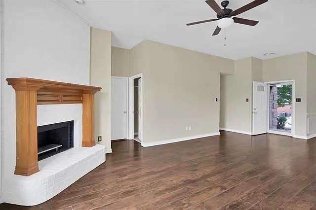 Foto del edificio - 827 Cornell Ln