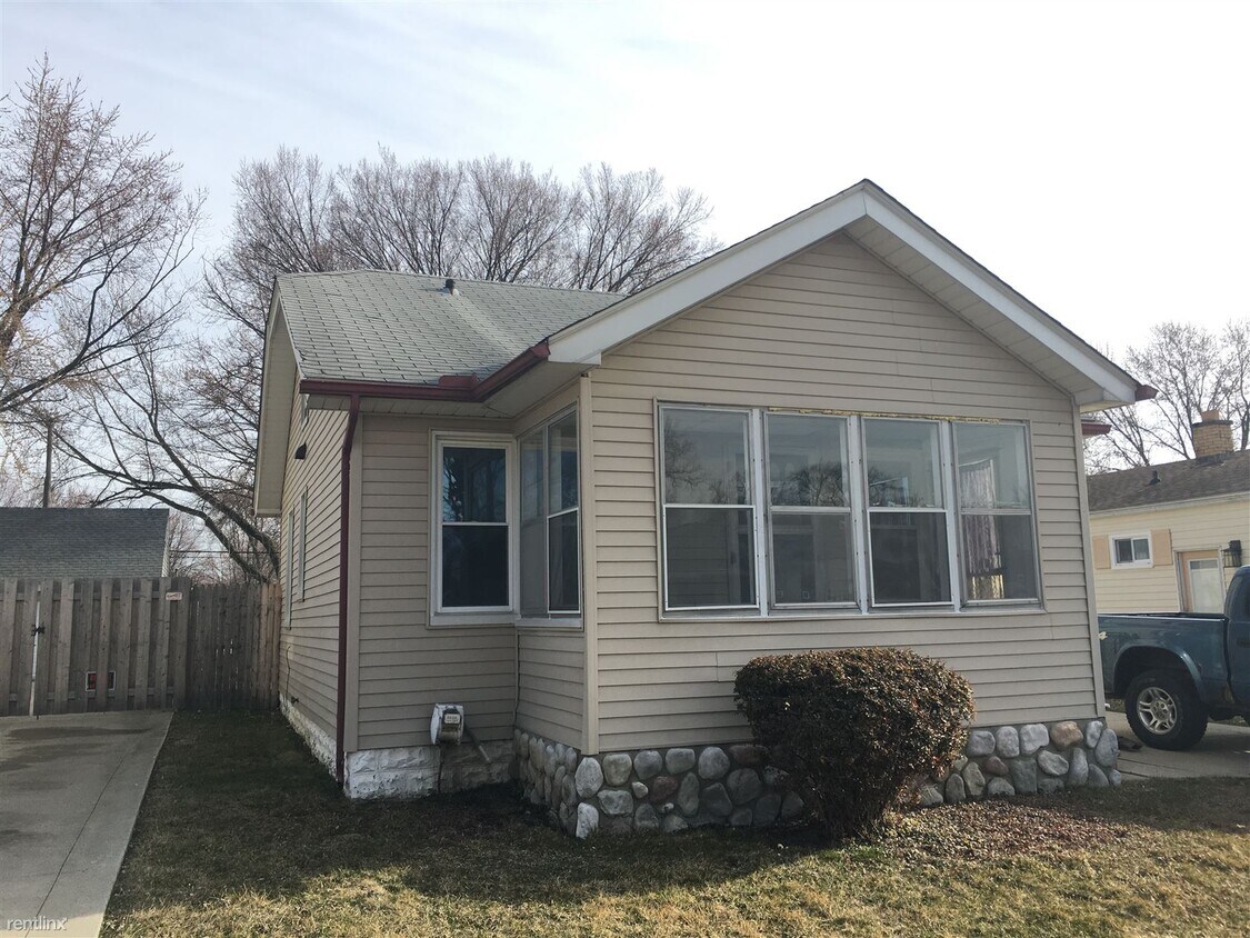 Primary Photo - 2 br, 1 bath House - 23511 Allor St