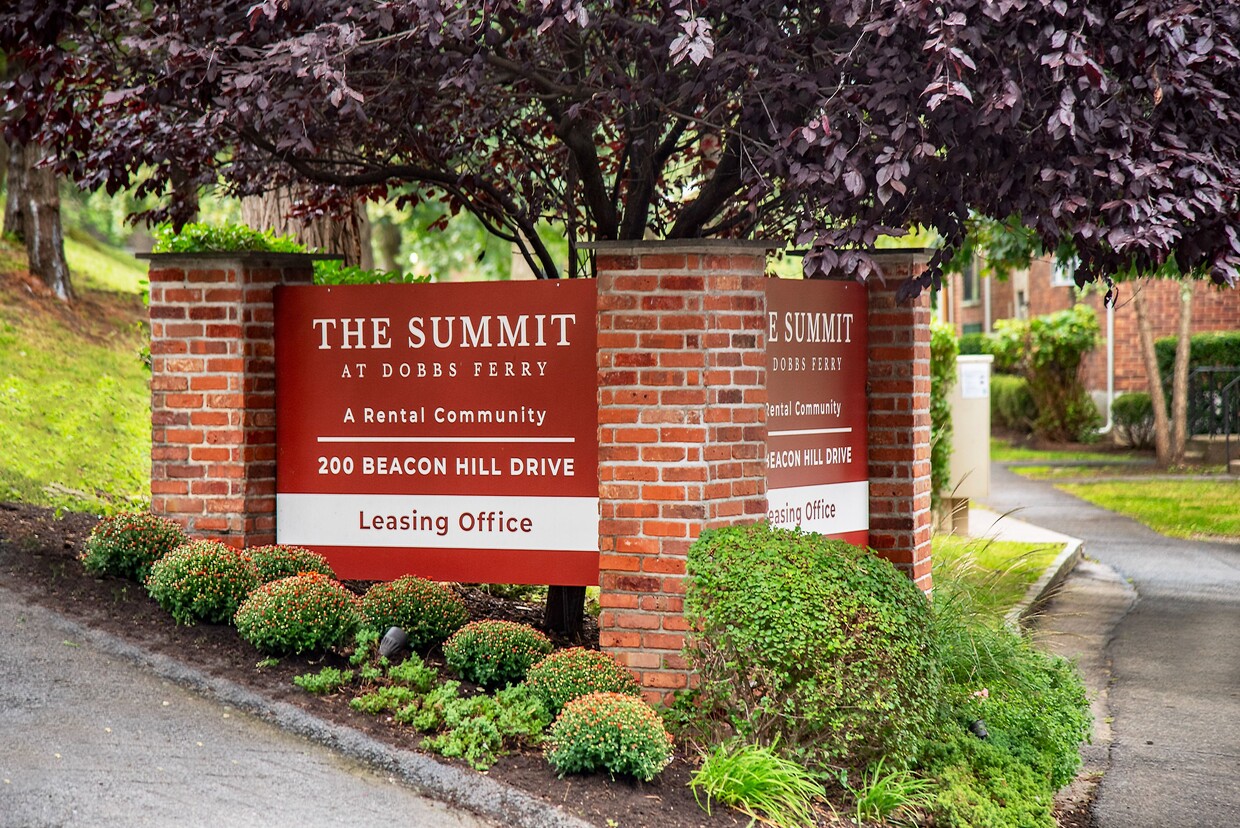 Foto principal - The Summit at Dobbs Ferry