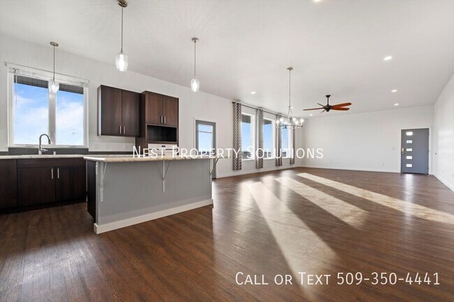 Foto del edificio - 7458 Bouldercrest Rd NE