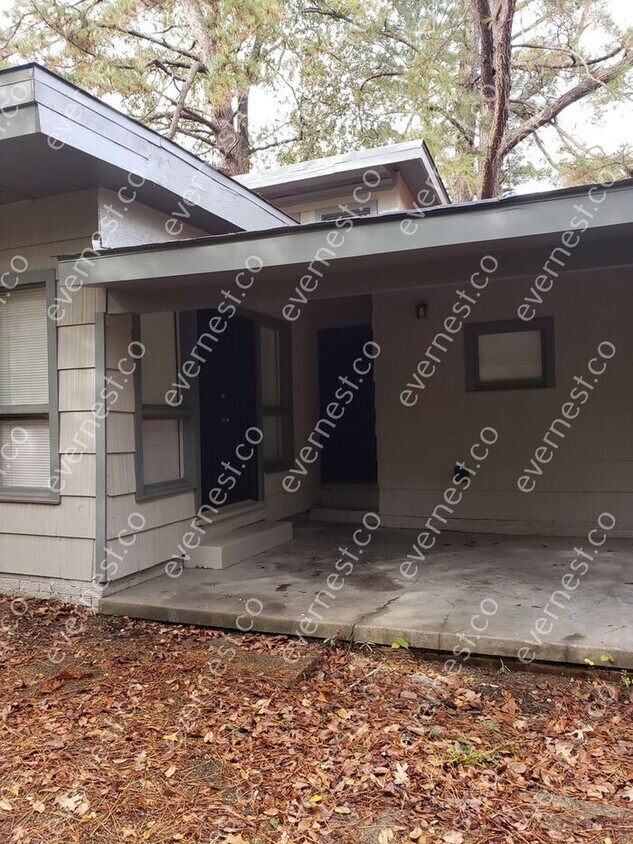 Foto principal - 1744 Cheswood Dr