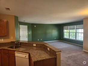 Building Photo - 2026 Windsong Dr