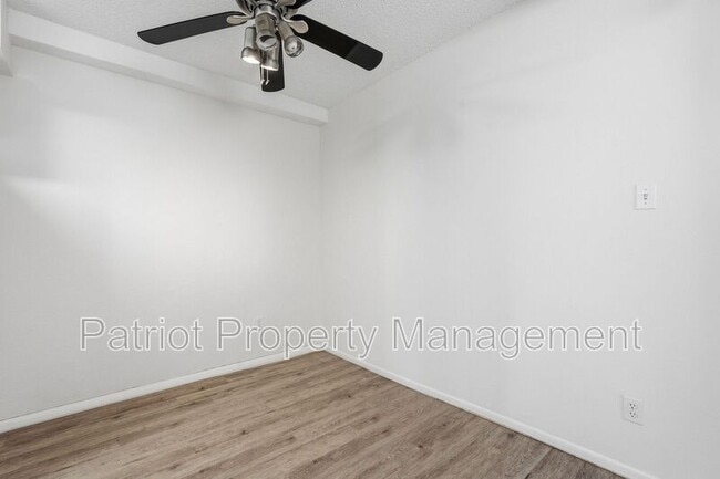 Building Photo - 1500 W Rio Salado Pkwy