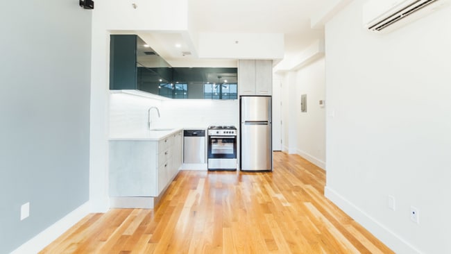 Building Photo - 24 Ford St