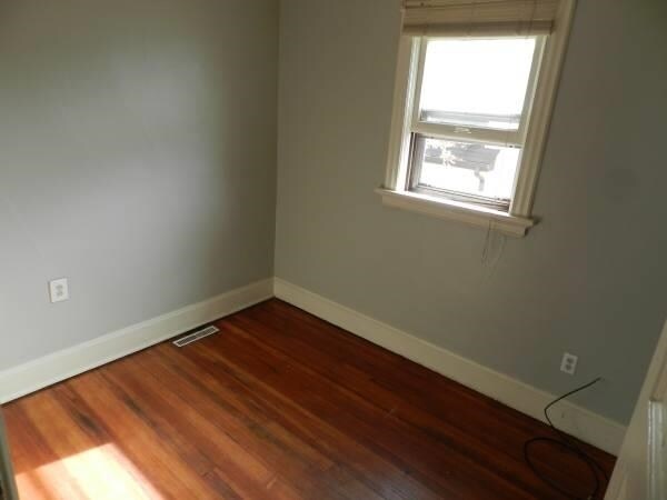 Building Photo - 38 Farwell St