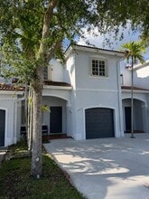 Building Photo - 14803 SW 9th Ln