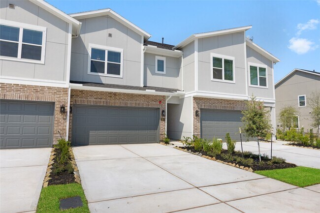Foto del edificio - 8104 Danson Ln
