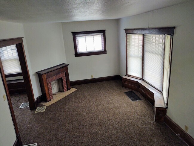 Foto del edificio - Three Bedroom House