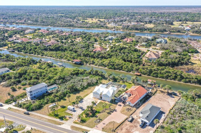 Foto del edificio - 3398 N Ocean Shore Blvd