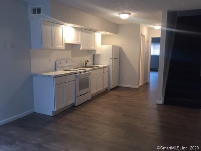 Foto principal - 655 Fitch St