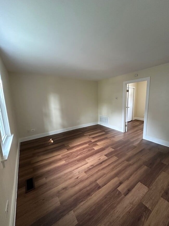 Building Photo - 428 Talcott Ave