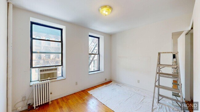 Foto del edificio - 224 E 81st St