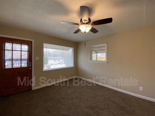 Building Photo - 7325 Twin Oaks Rd (Little Rock)