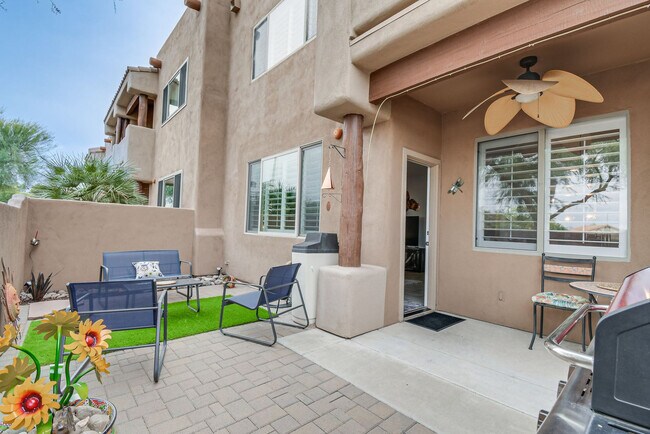 Foto del edificio - 13847 N Hamilton Dr