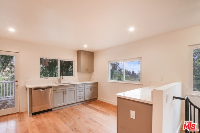 Building Photo - 2042 N Alvarado St
