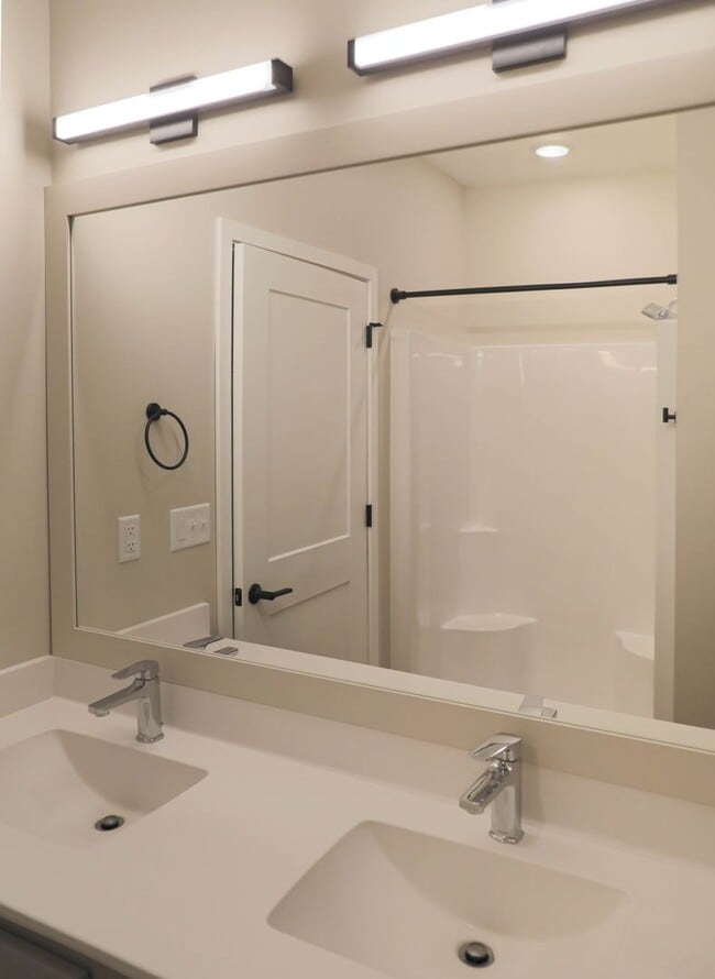 Interior Photo - B7 Flats