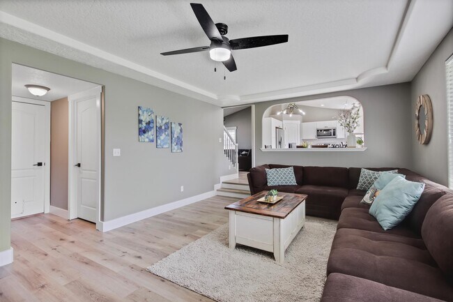 Building Photo - 1511 W Bonneville Ct