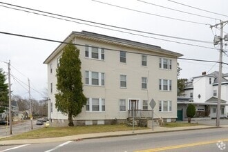 Building Photo - 380 Belmont St